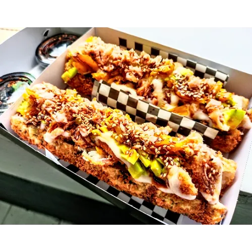 2 Sushi Dogs + 1 bebida