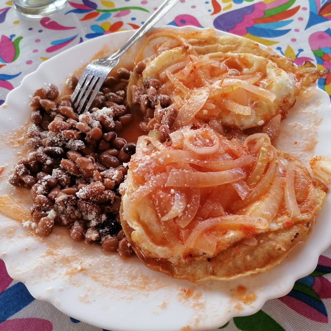 HUEVOS RANCHEROS