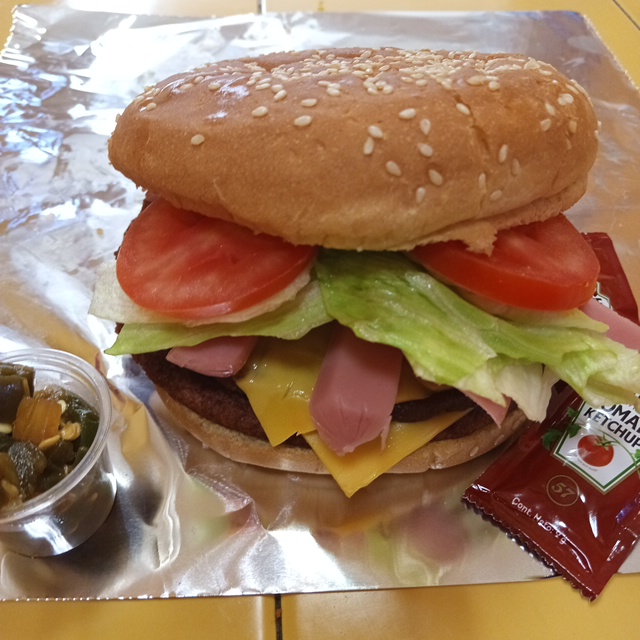 Hamburguesa Doble con Winnie