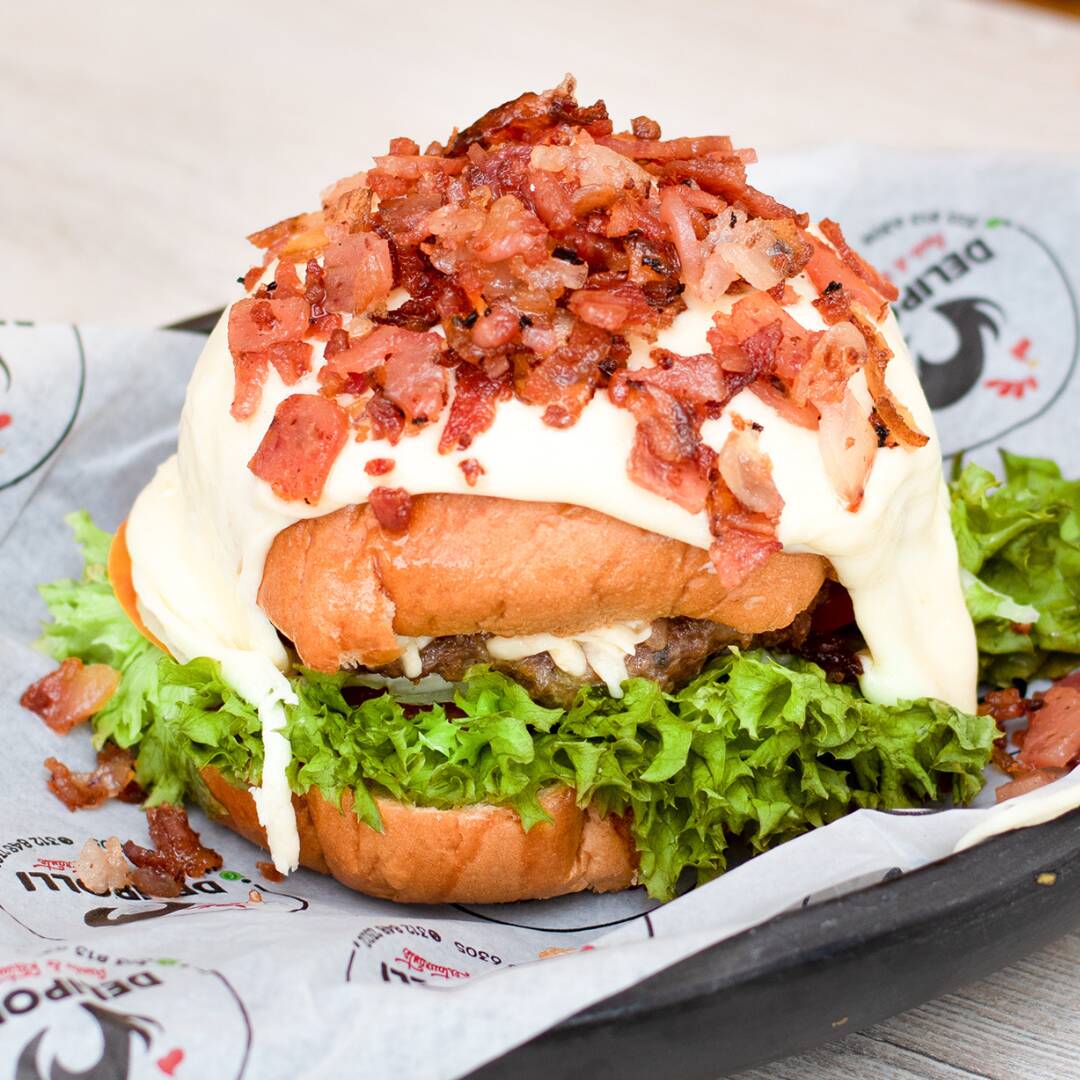 HAMBURGUESA QUESADA TRADICIONAL
