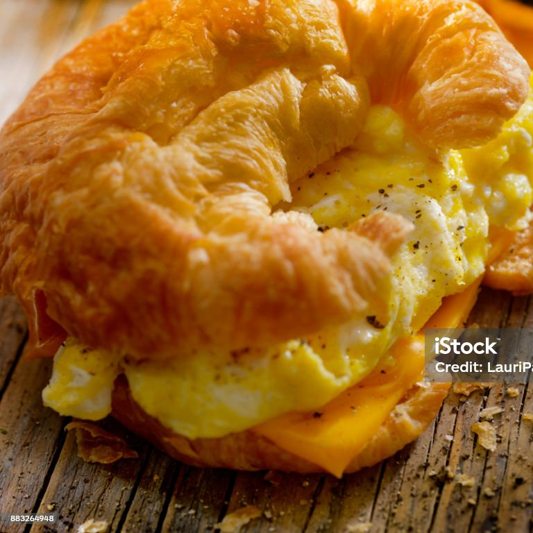 Croissant Huevo Queso