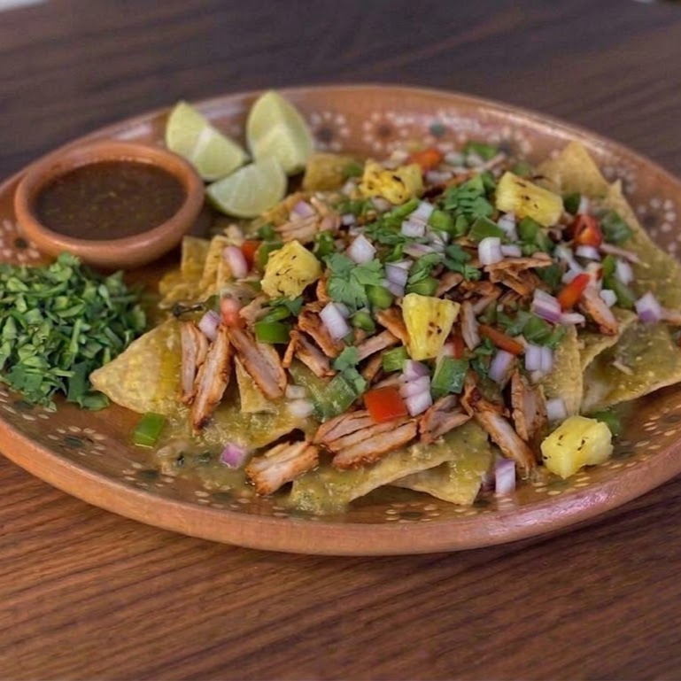 Chilaquiles con Pastor