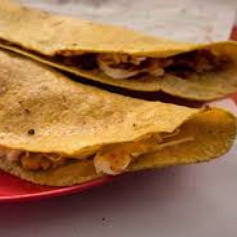 Quesadilla con Guisado