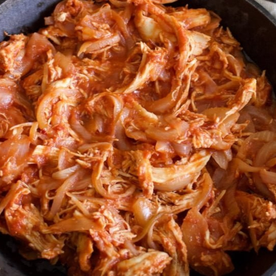 Ensalada de Tinga de Pollo