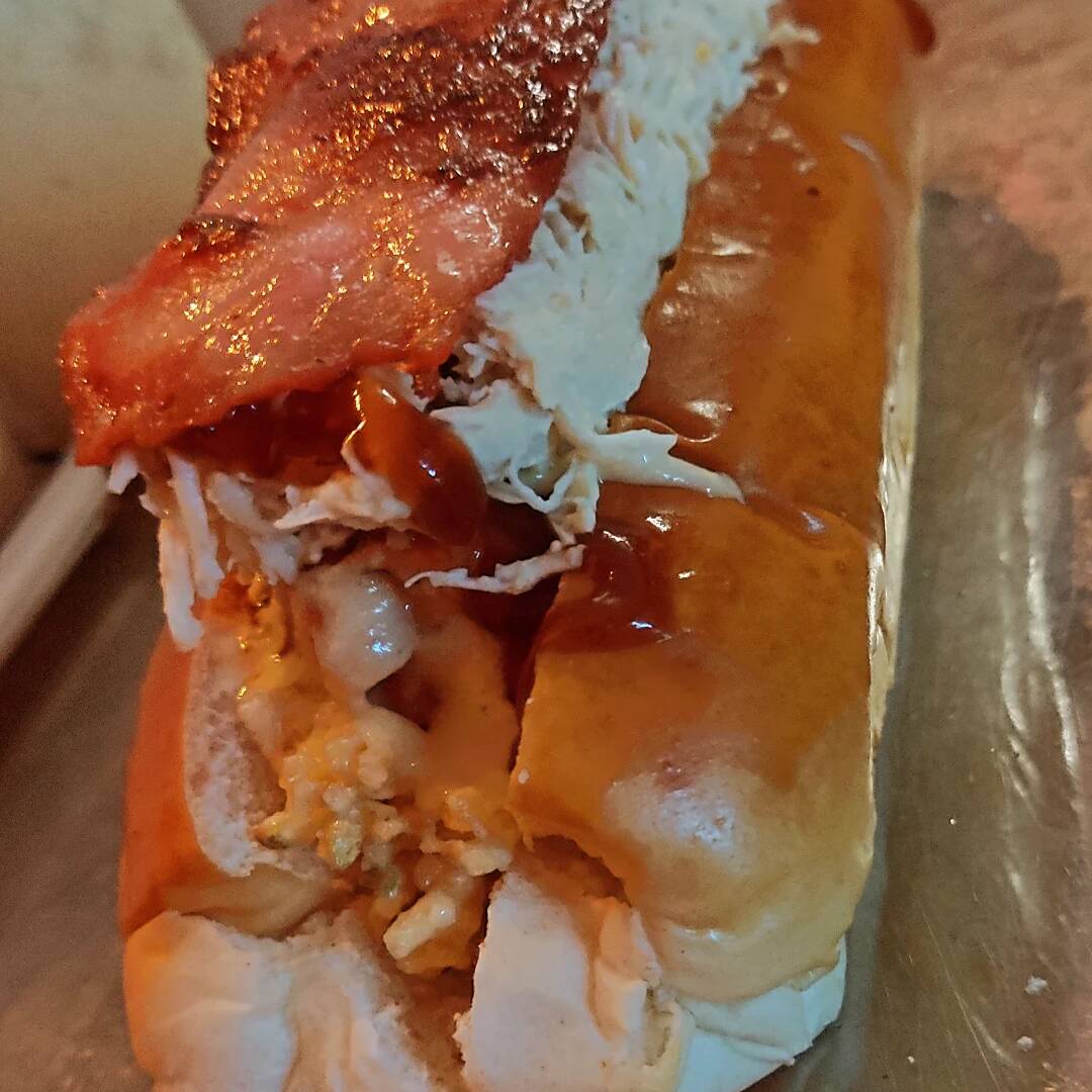 Perro Consentido + Papas a la Francesa