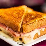 Pão de forma,queijo,presunto e calabresa