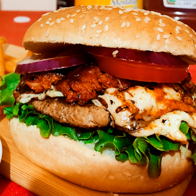 HAMBURGUESA CHORIQUESO