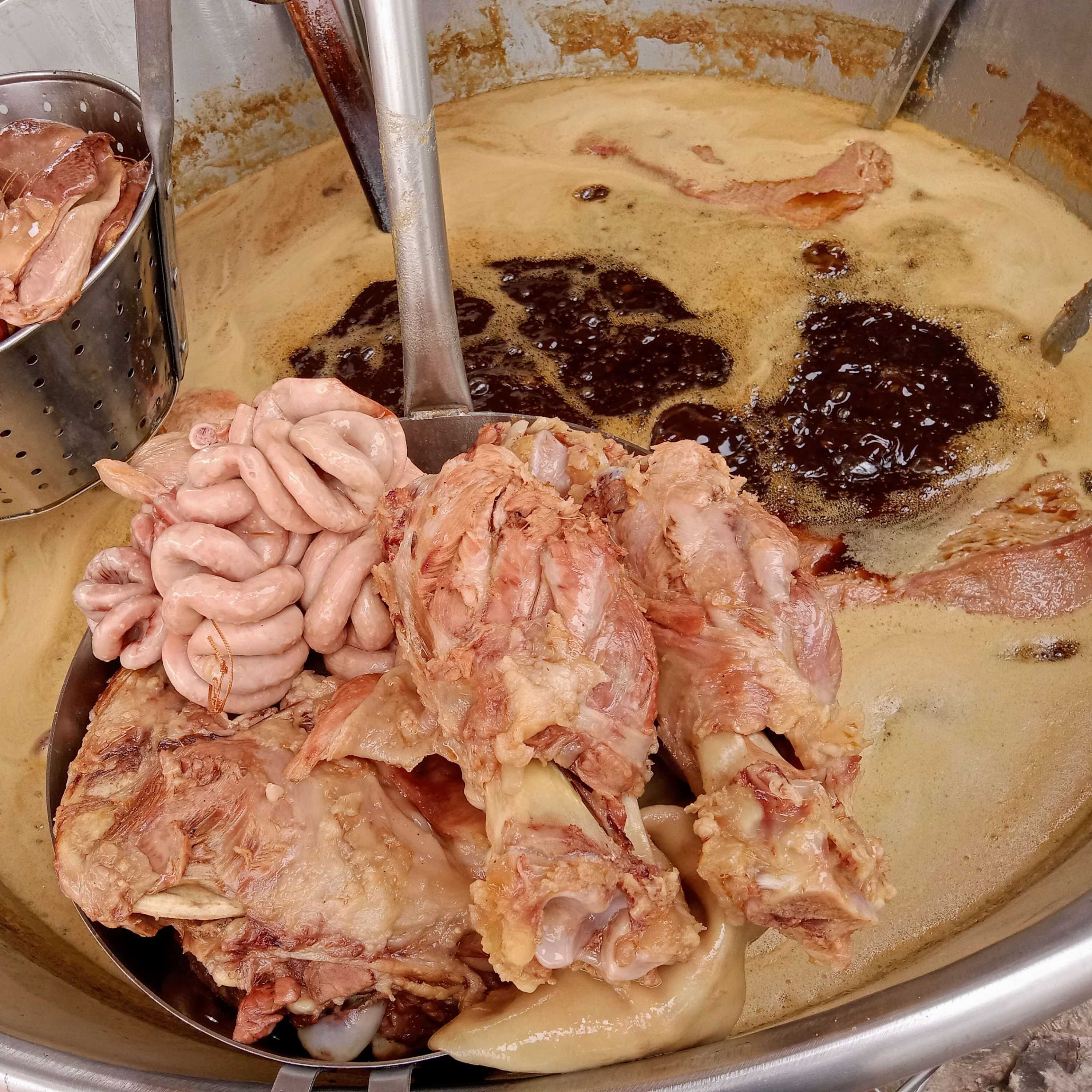 Chamorro.