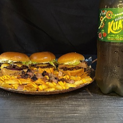 Acompanha 3 smash bacon ,batata com bacon e cheddar,refri 2l..