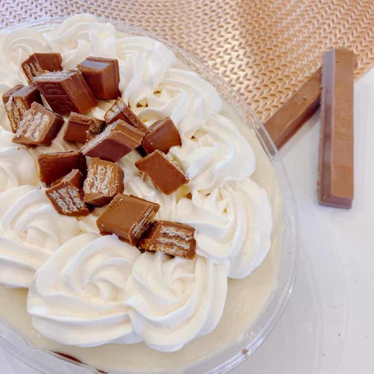 Creme de chocolate, Kit Kat, Nutella, creme de galak e chantininho 1 litro rede de 4 a 6 pessoas