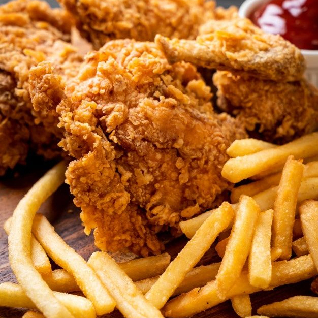 1 Pollo Doradito y Papas