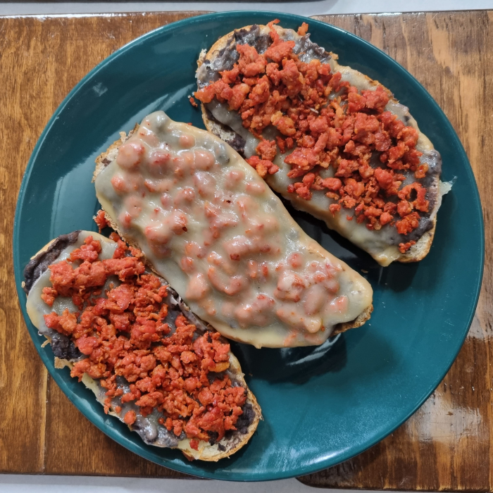 Combo Molletes Chorizo