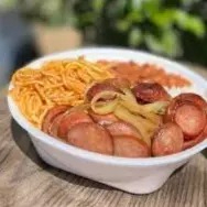 Arroz, feijao, calabresa, acompanhado do dia ( macarrão ou farofa)