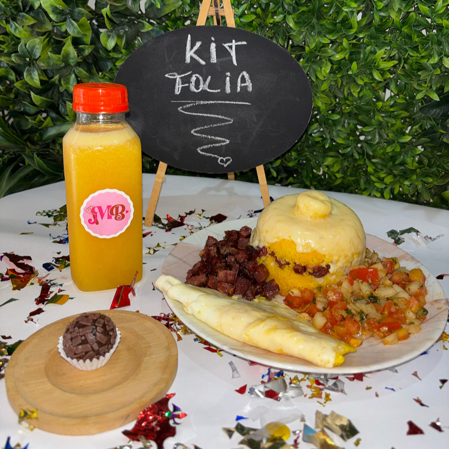 Cuscuz: recheio de sua preferência + vinagrete, ovo frito, mussarela e catupiry, Suco Laranja e docinho de brigadeiro