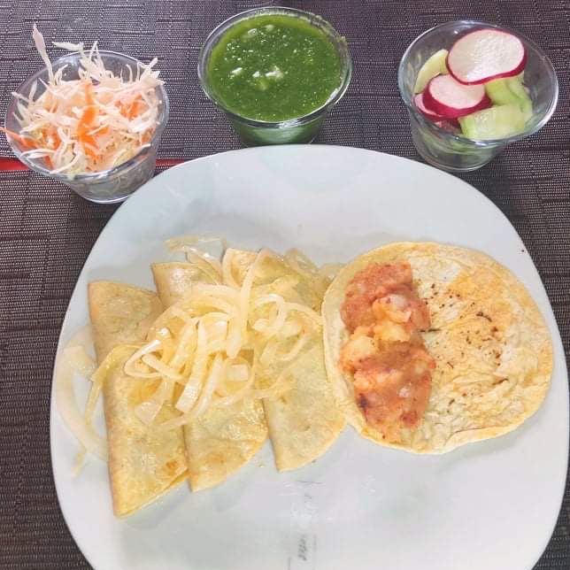 Taco de Canasta Papa con Chorizo