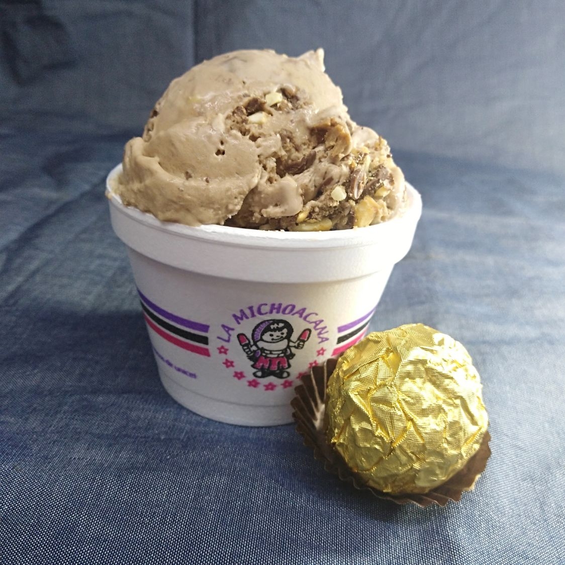 Helado con Ferrero