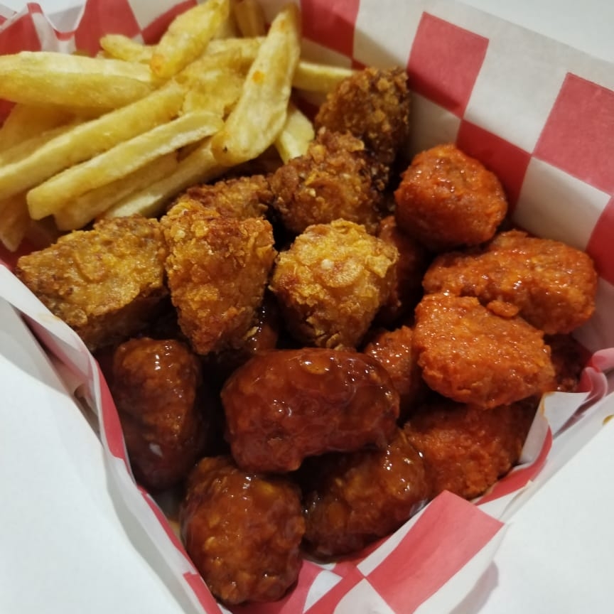 Gigantosaurio (35 Boneless + Dedos Q + Papas)