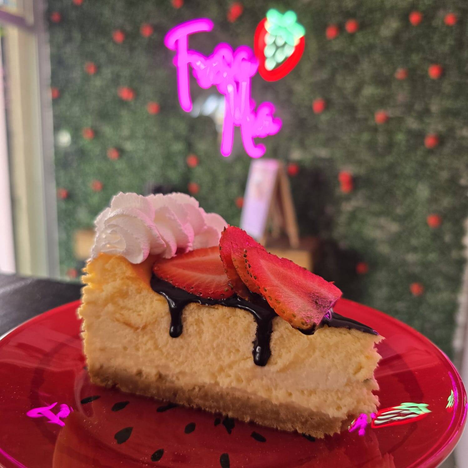 Cheesecake con NUTELLA y Fresas