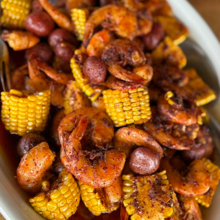 Camarones Estilo Luciana (cajun).