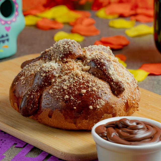 HOJALDRA RELL. DE CREMA DE AVELLANAS