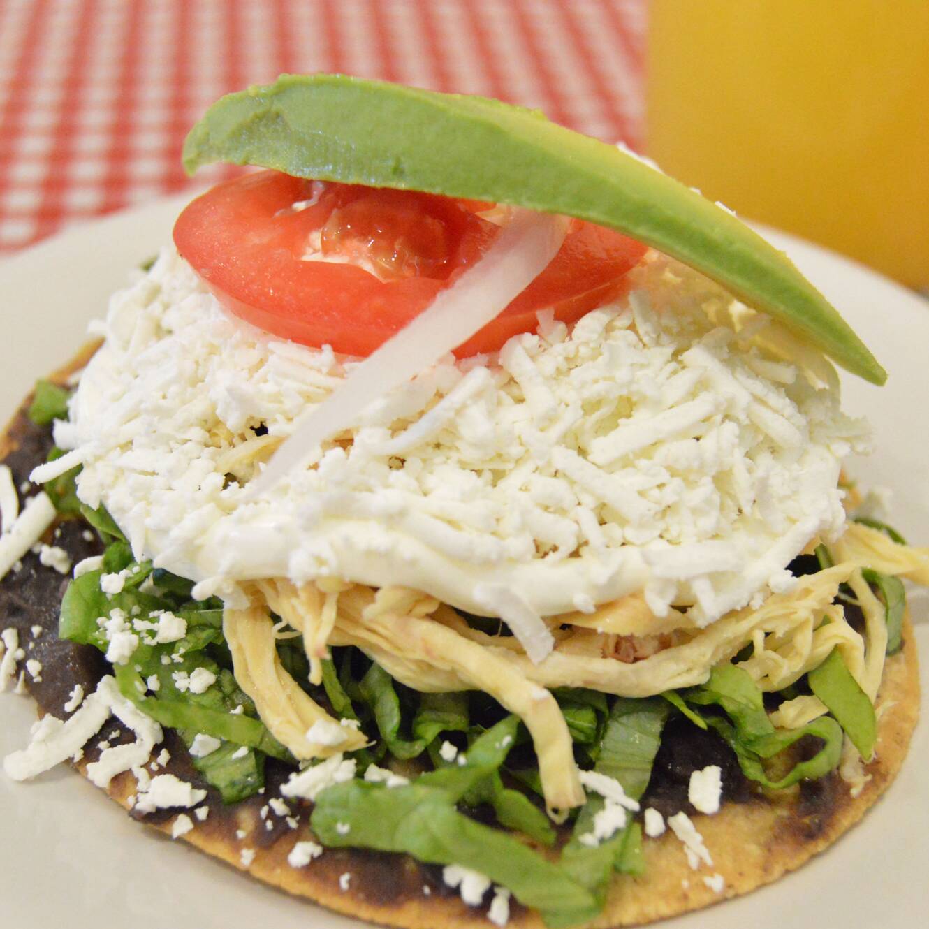 Tostada Moreliana Pollo