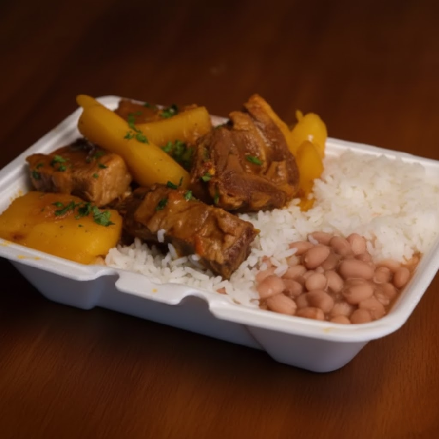 Costela cozida c/ Mandioca, Arroz soltinho e Feijão bem temperado (800g)