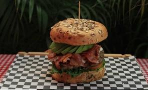 HAMBURGUESA BACON PHILADELPHIA