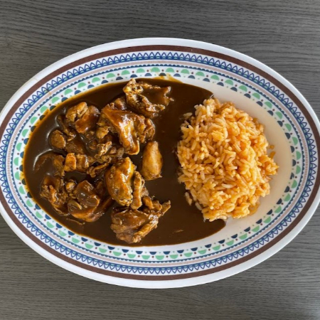 Pollo en Mole