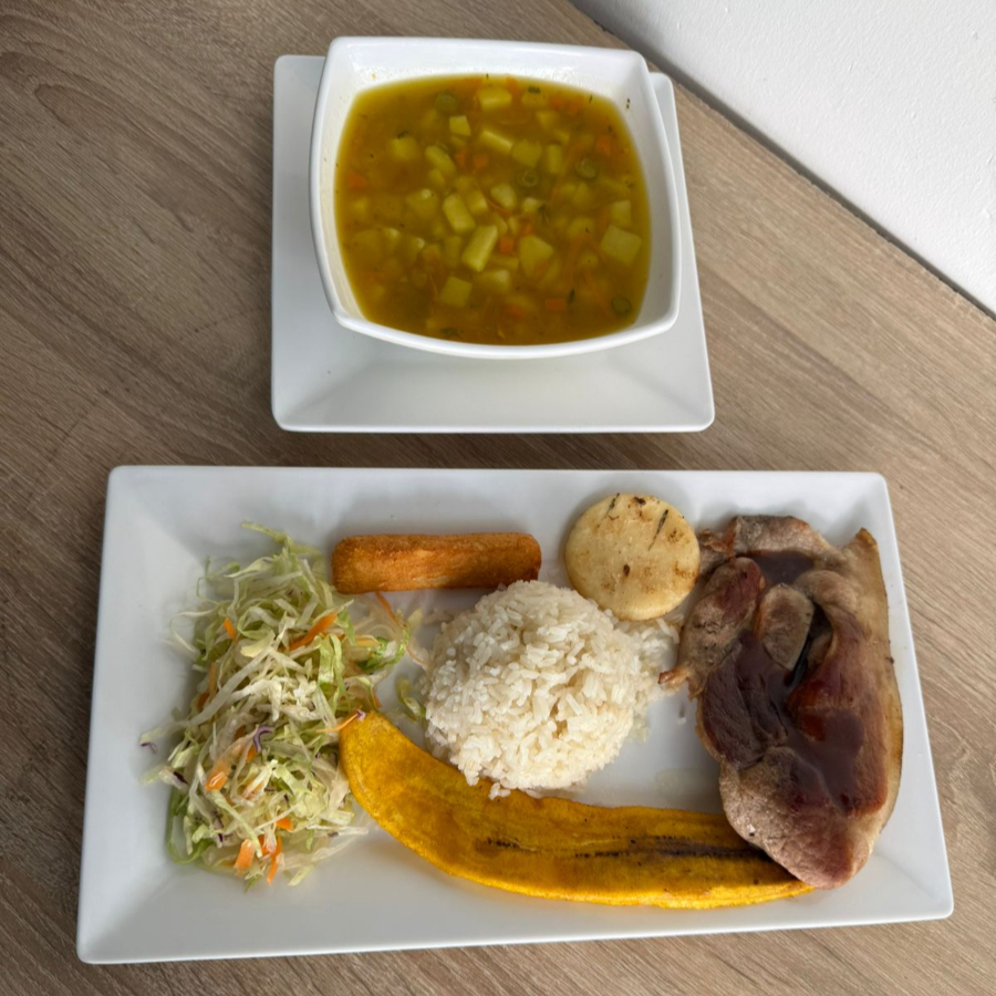 Menú con Chuleta de Cerdo