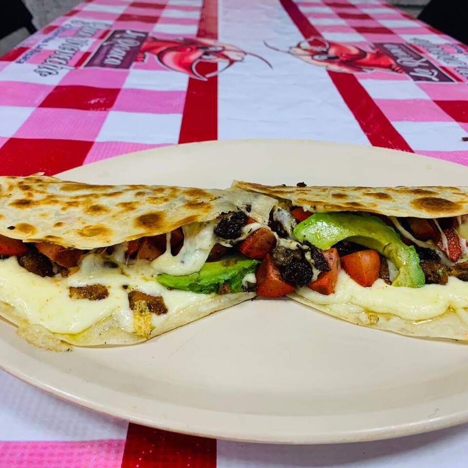 1 Quesadilla Suprema
