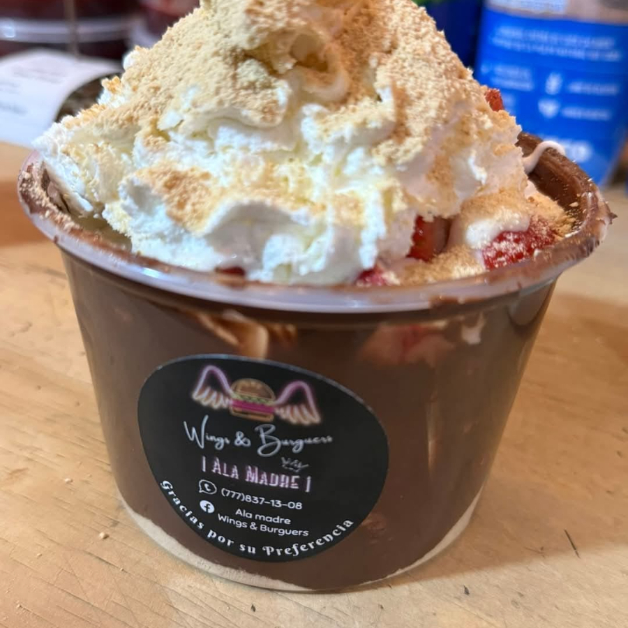 Fresas con Crema y Nutella 16 oz