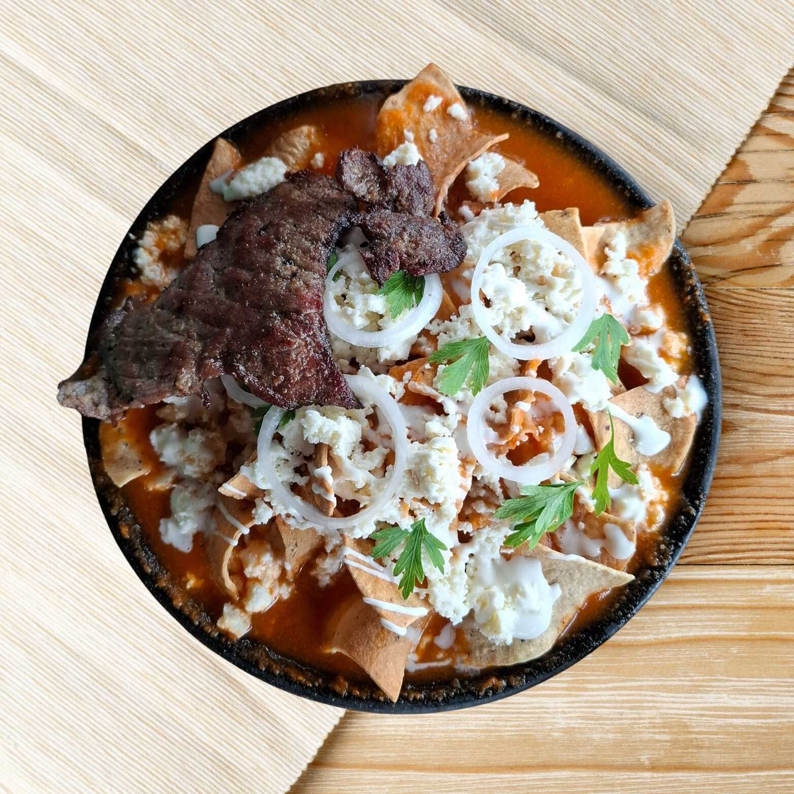 Chilaquiles Rojos de Pasilla