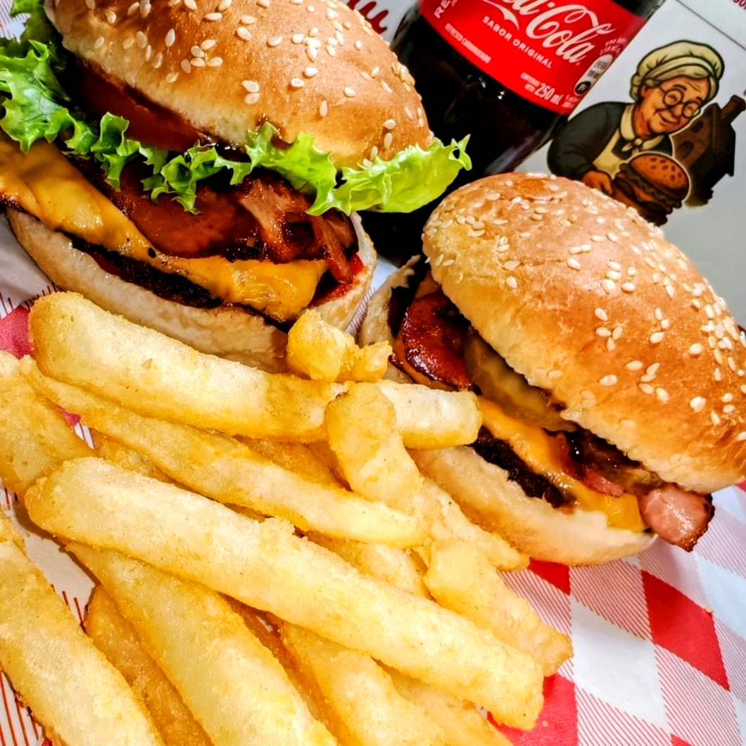 Hamburguesa Barbacoa Rústica y Tocino