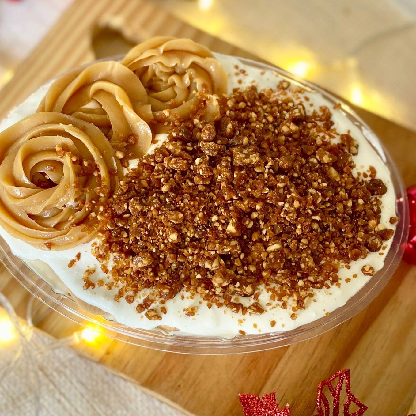 Ceito com creme 4 peites, biscoito da vaquinha e doce de leite caseiro,serve até 6 pessoas