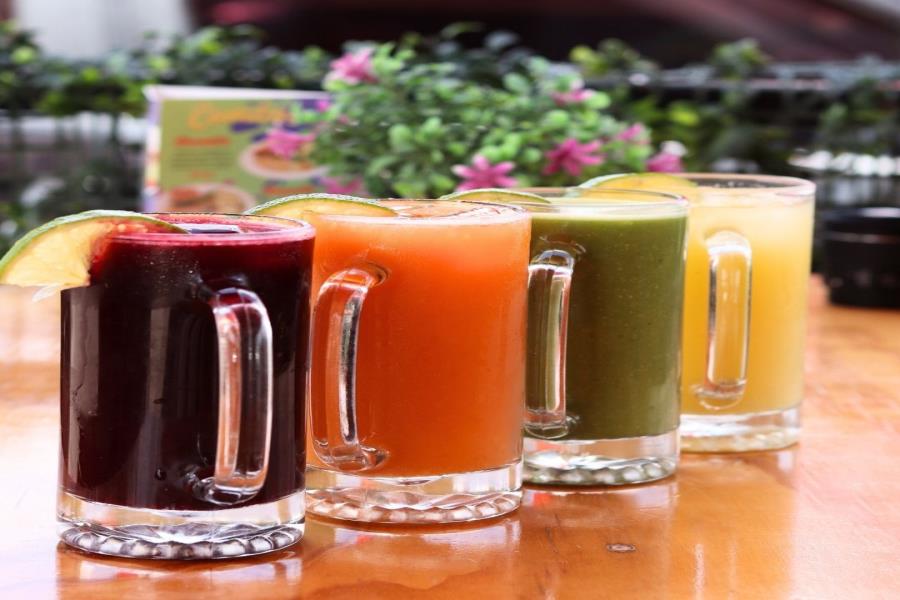 JUGO NATURAL AL GUSTO COMBINADO