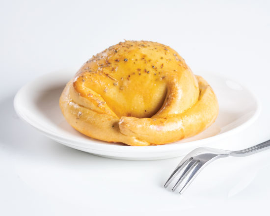 Cafe 8 onz/Cappuccino + Empanada de Carne