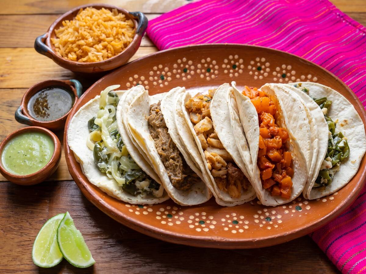 Tacos de guisado Ely