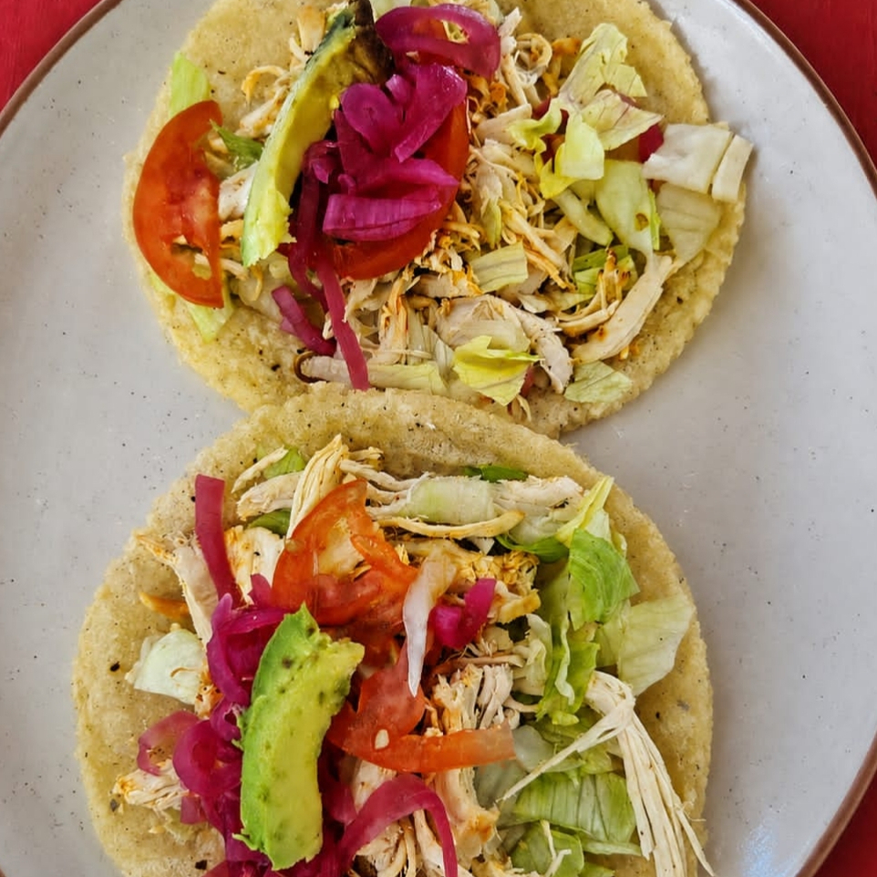 Salbutes de Pollo