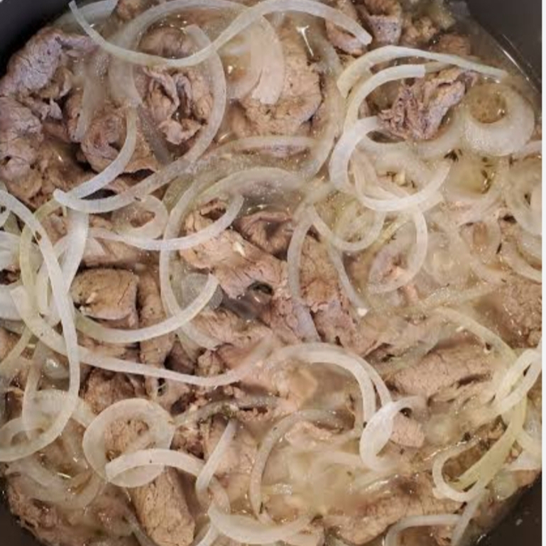 Bistec con Agua Fresca