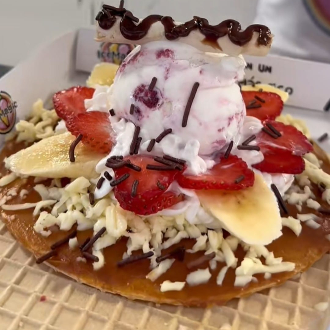 Oblea con Fruta