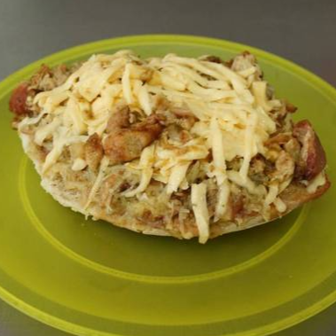Molletes de Chicharrón Verde