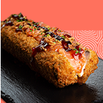 Diretamente das terras lusitanas para conquistar os paladares brasileiros: apresentamos o Dog Rão de Portugal.
Uma viagem de sabores com arroz, salmão fresco, cream cheese e o toque crocante da cebola frita. Finalizado com cebolinha, gergelim e teriaky