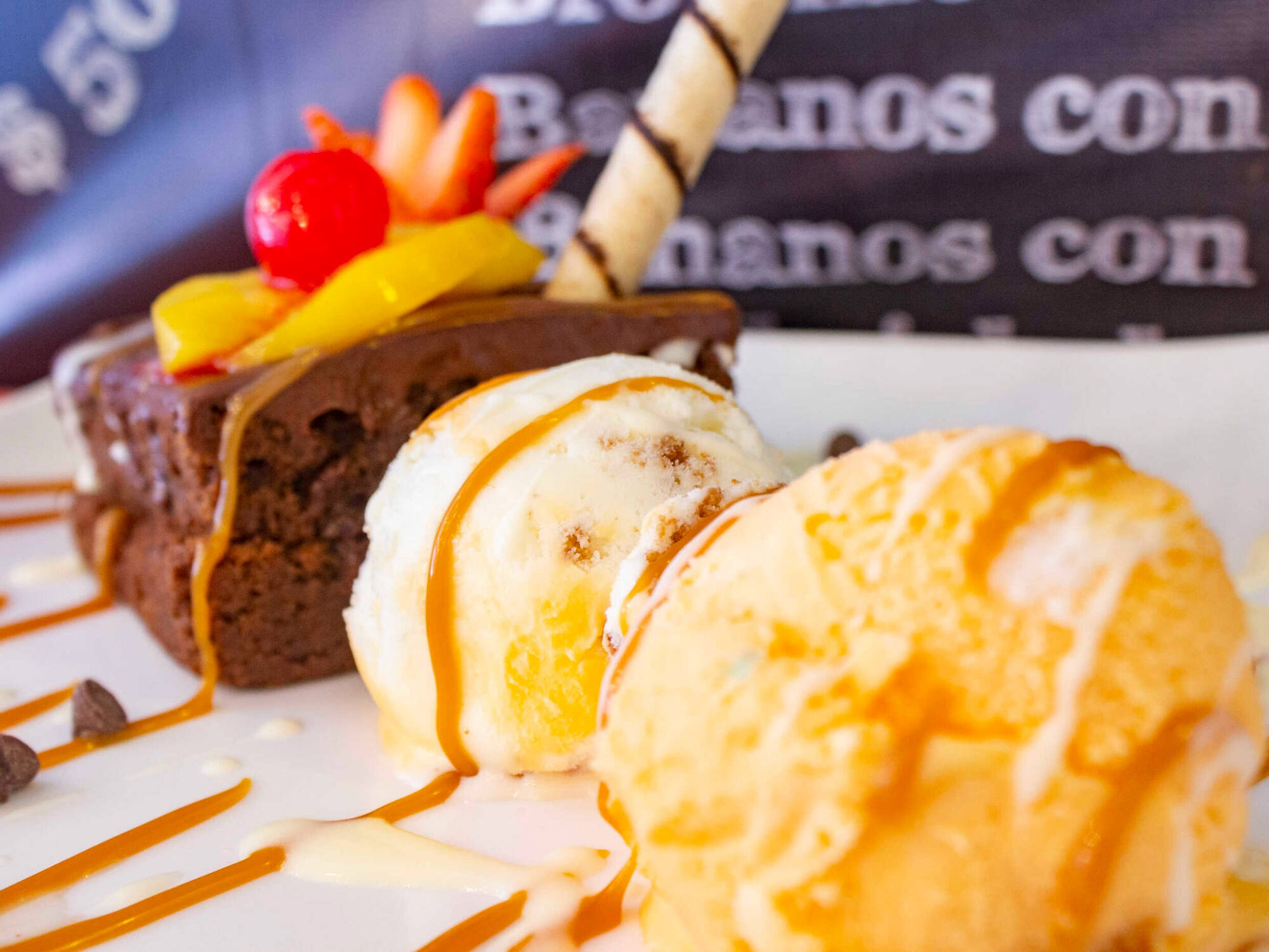 Elha Frutería y Heladería  (Javeriana)