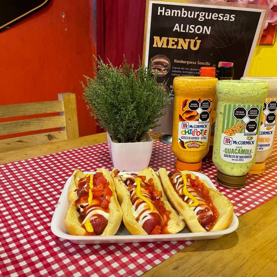 3 Dogos + Coca Cola