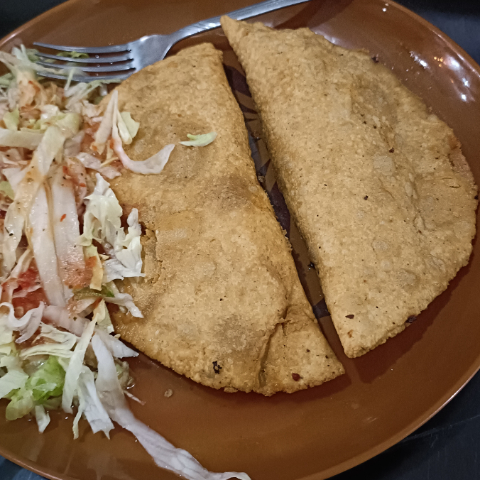 QUESADILLAS FRITAS DE GUISOS