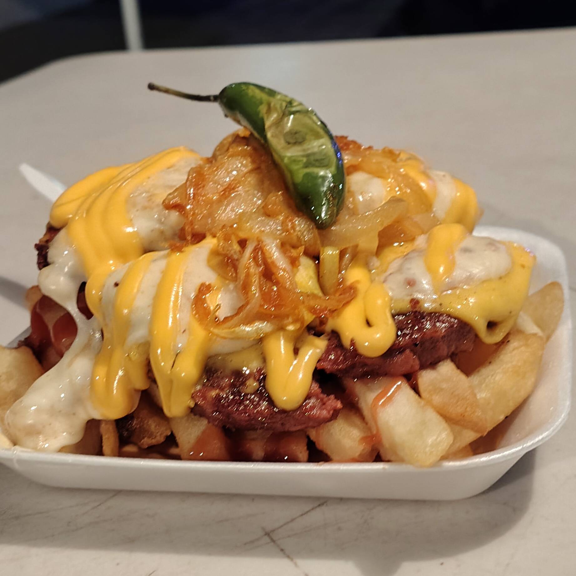 Papas con Carne y Queso