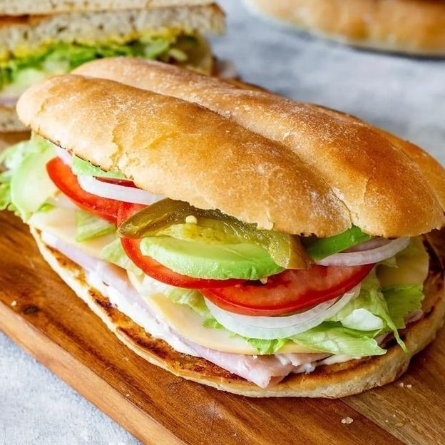 Torta y jugo