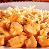 MARMITA 'M' ACOMPANHADA DE STROGONOFF DE FRANGO, BATATA PALHA, LEGUMES, PURÊ DE BATATA, ARROZ, FEJÃO PRETO OU BRANCO