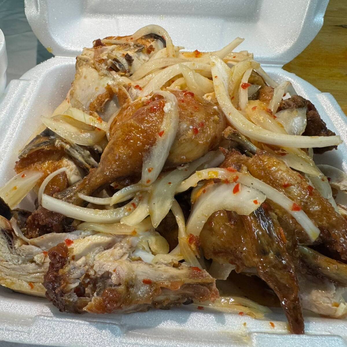 1/2 pollo enchilado