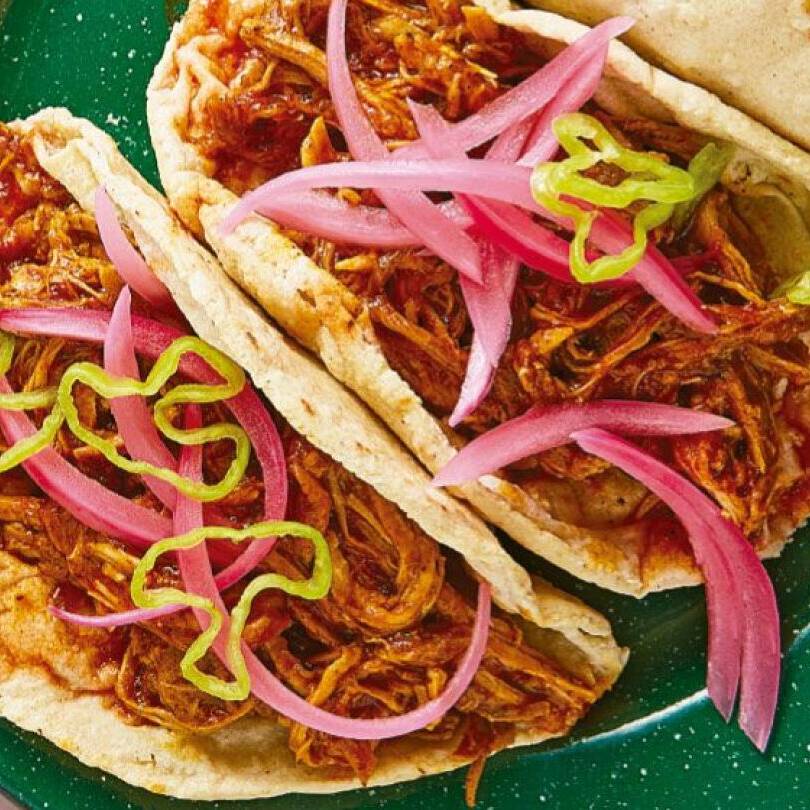 4 TACOS DE COCHINITA PIBIL